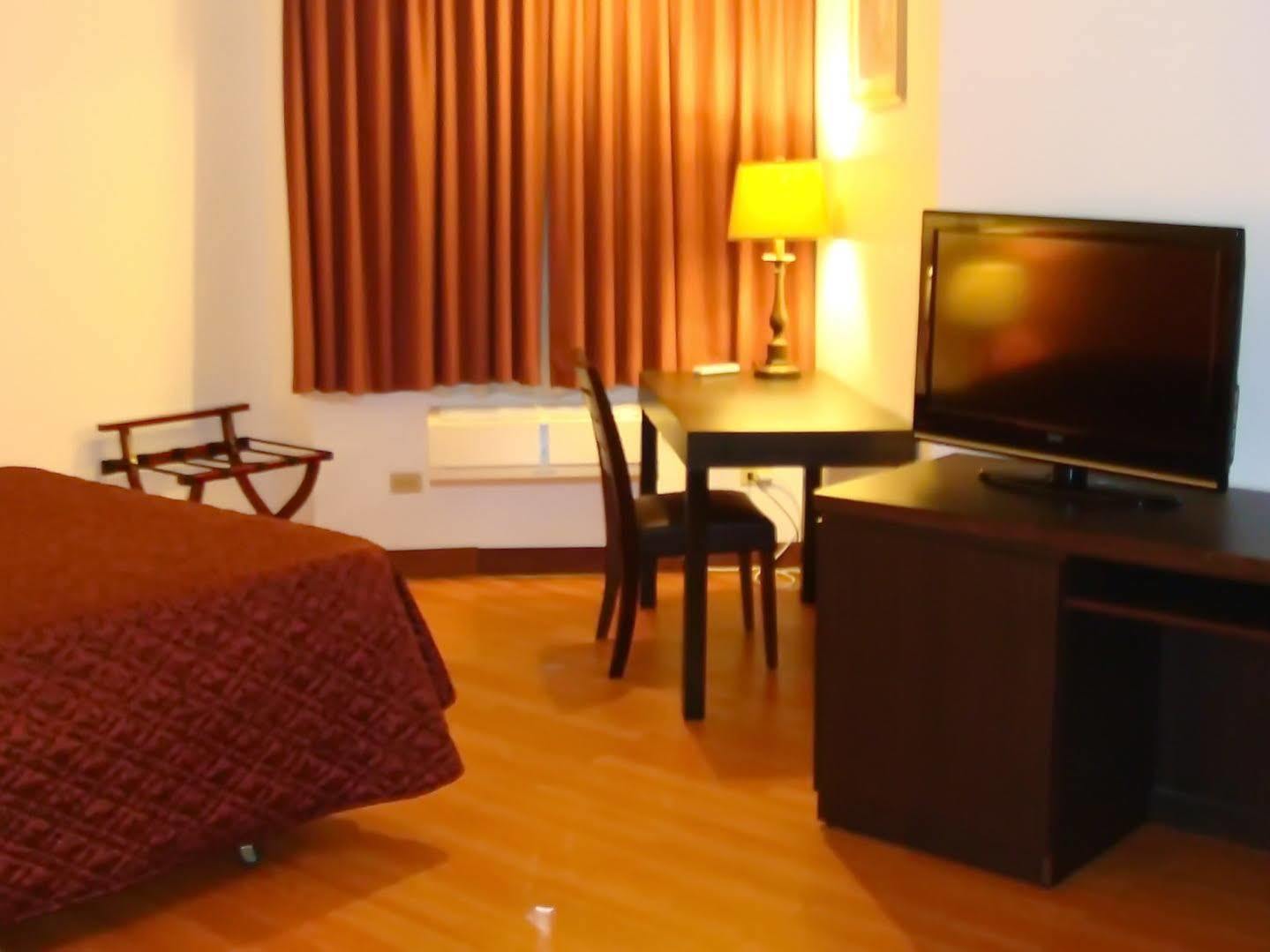 Grand Plaza Hotel Tumon Extérieur photo