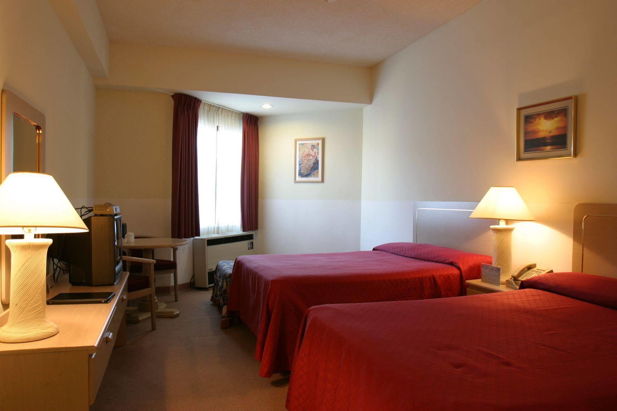Grand Plaza Hotel Tumon Extérieur photo