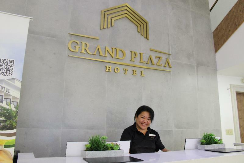 Grand Plaza Hotel Tumon Extérieur photo